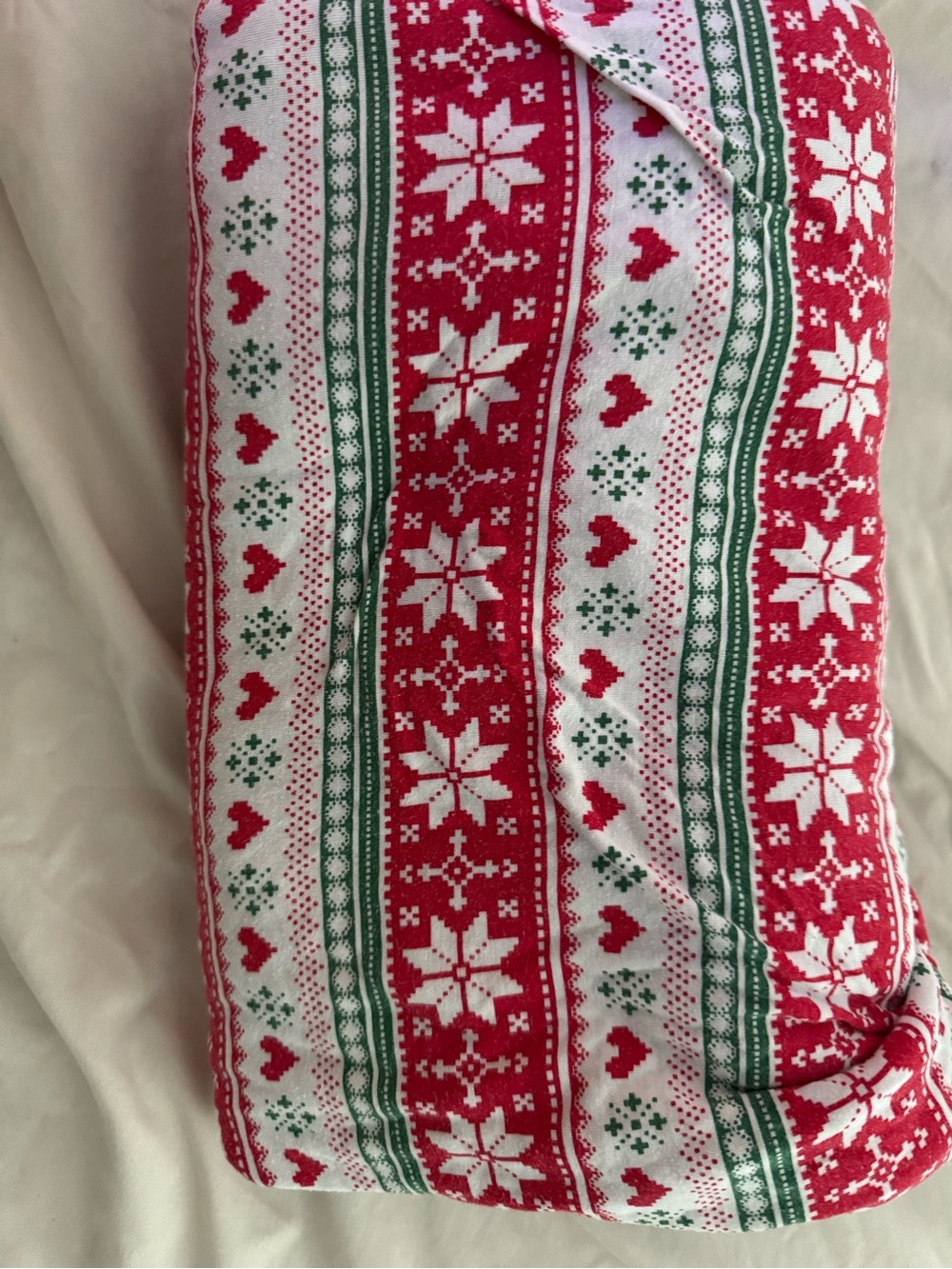 Holiday Snowflake & Heart bamboo Throw Blanket - Red, Green & White